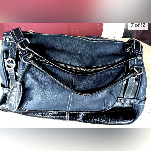 FURLA GENIUNE SOFT ITALIAN LEATHER HANDHELD/SHOULDER BAG-GOOD VINTAGE CONDITION - Picture 3 of 16